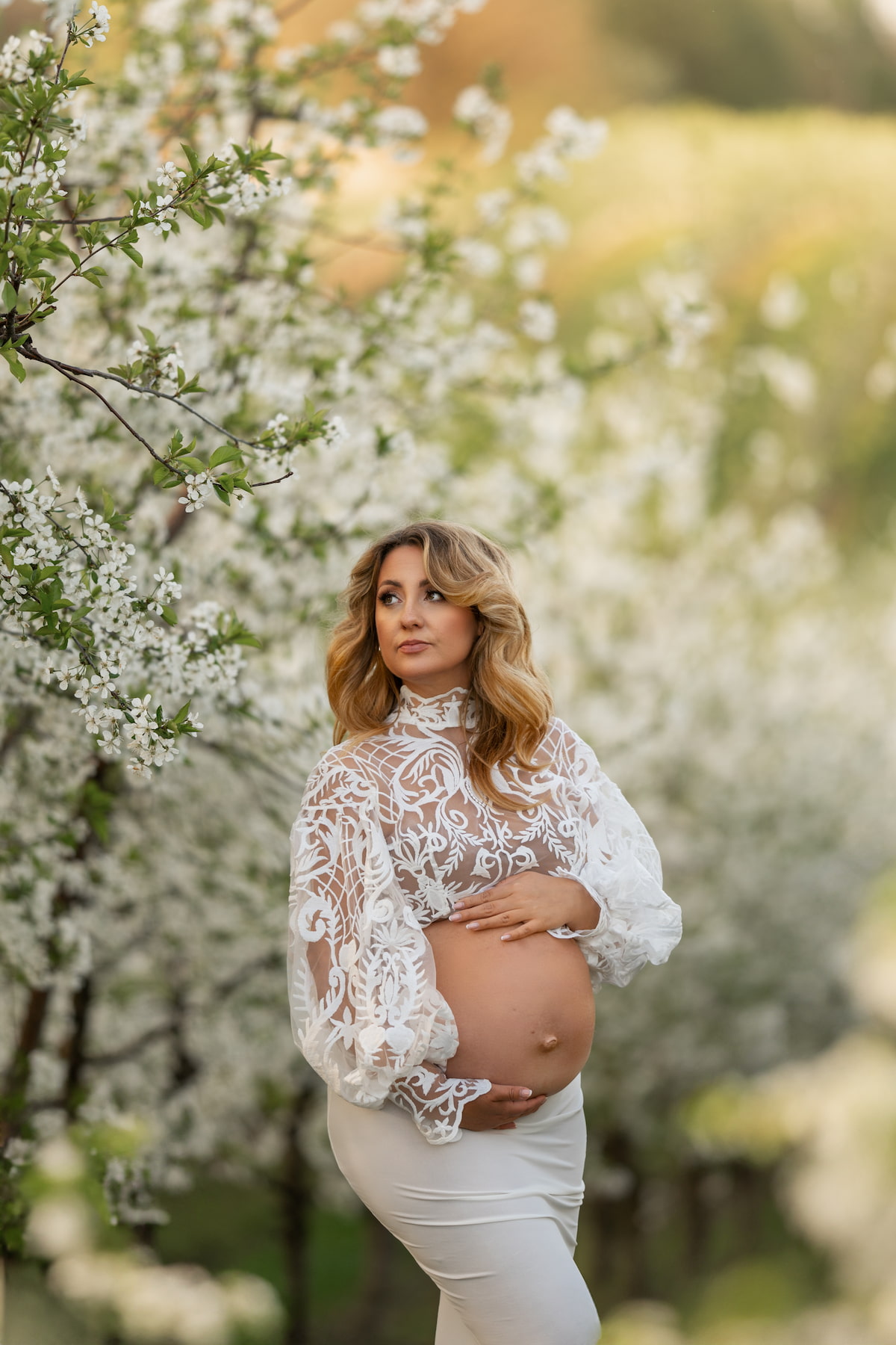 Delicate floral lace top for maternity photography