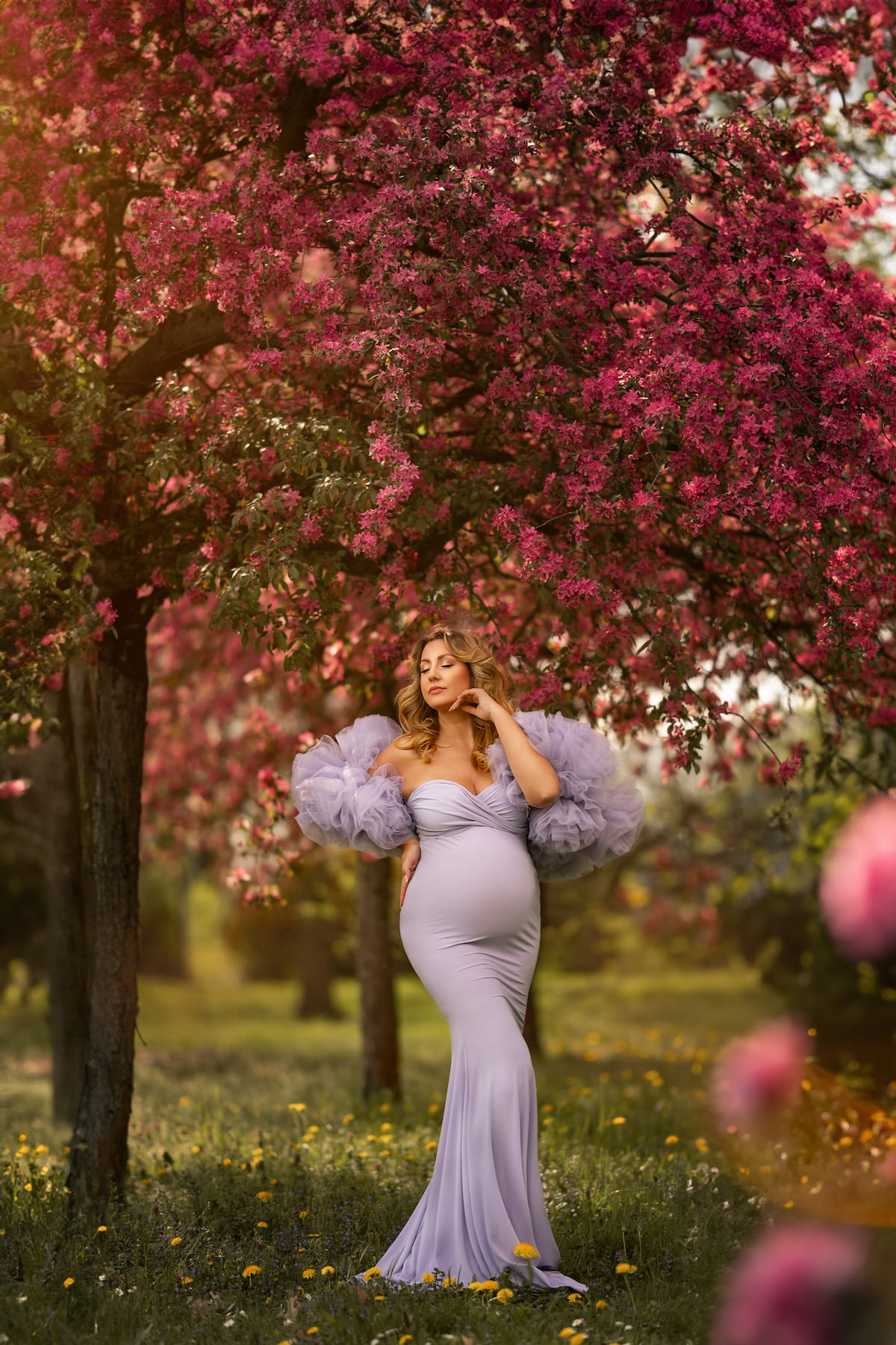 romantic maternity gown with train and tulle etole