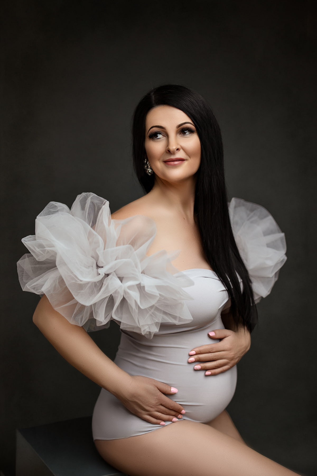 fitted maternity bodysuit for studio photoshoot
