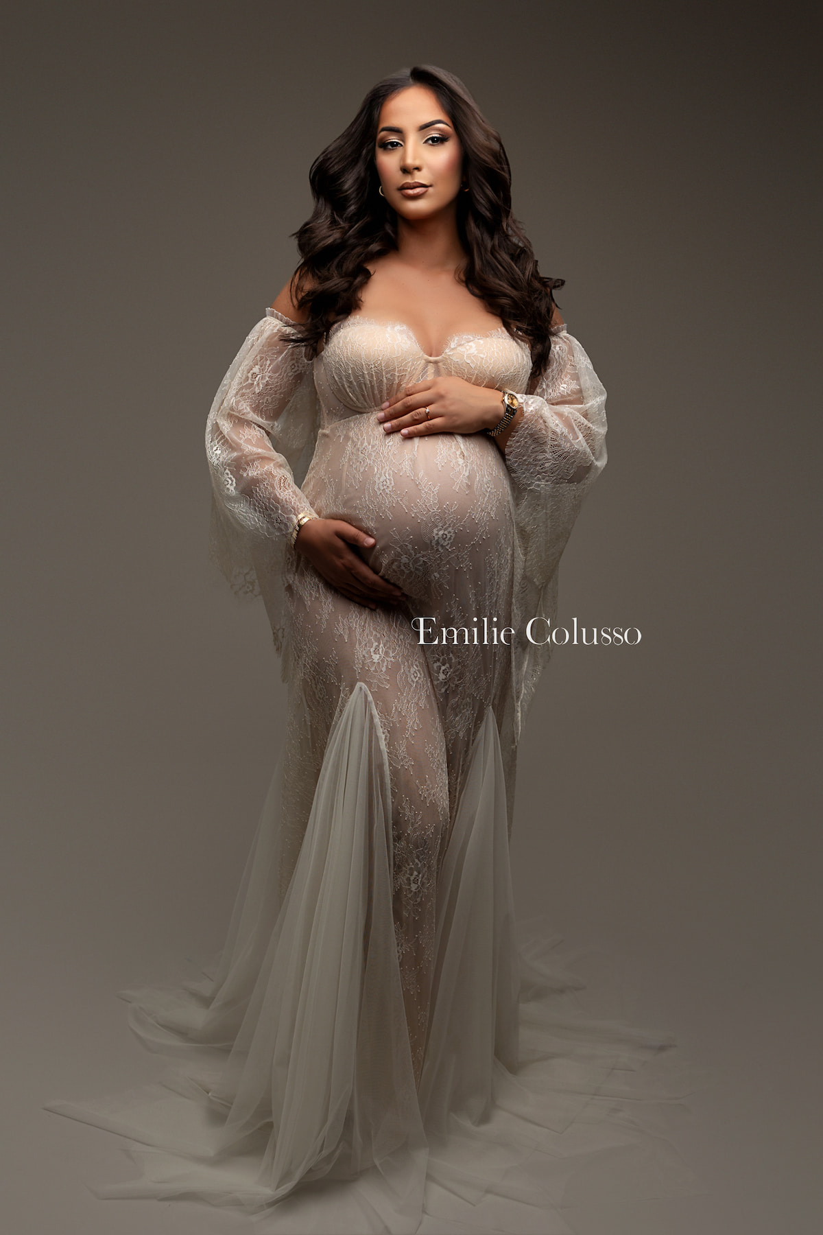This romantic maternity gown is designed especially for photographers and maternity sessions. The lightweight fabric drapes beautifully and creates a stunning effect in motion.