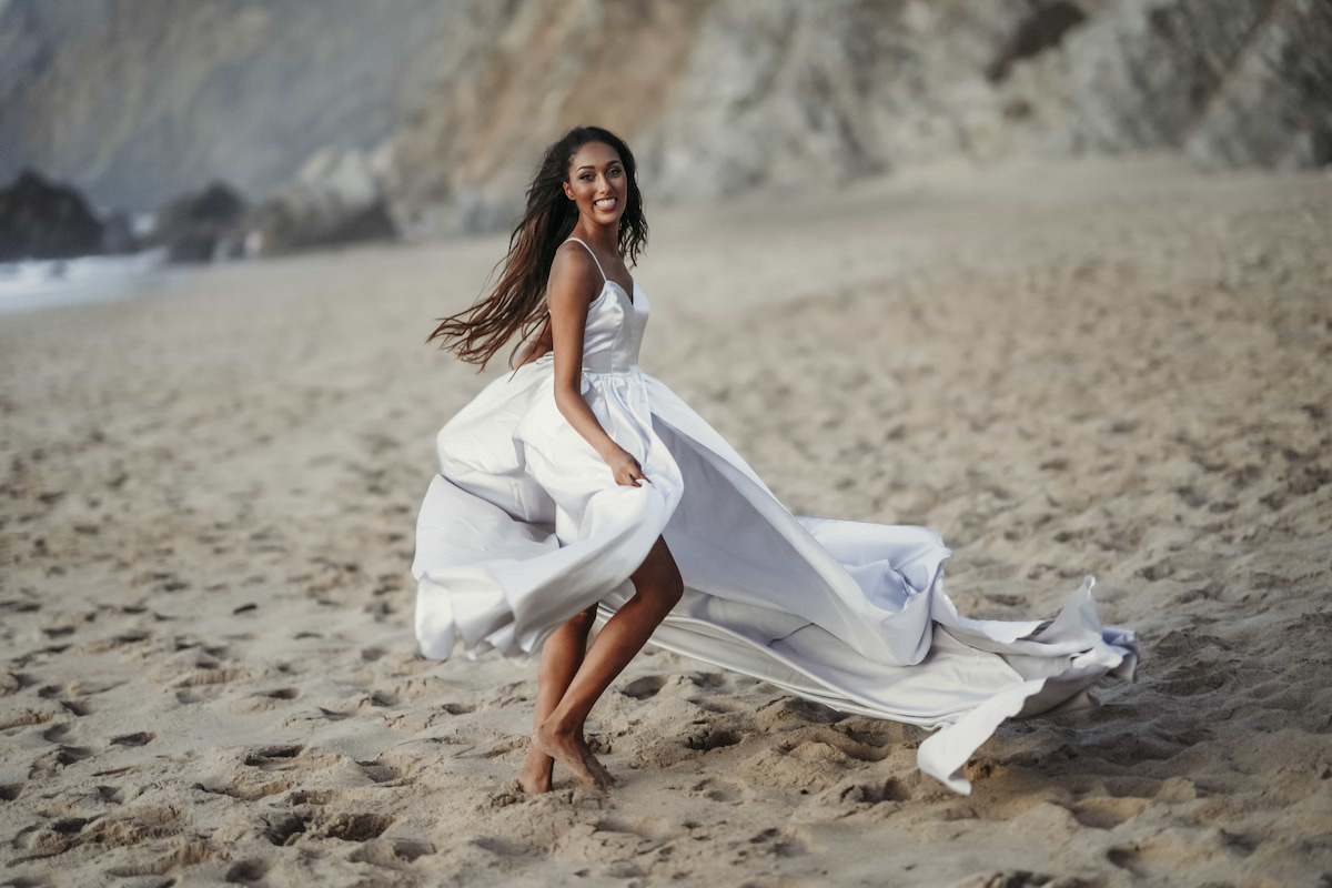 white maternity photoshoot dress Mallorca Kamaprops beach gown