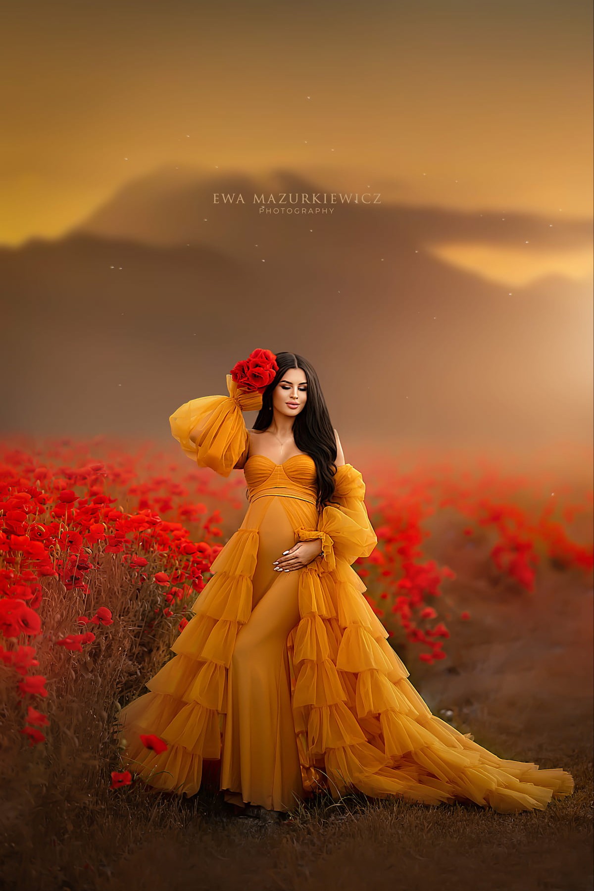 romantic maternity dress for outdoor photography