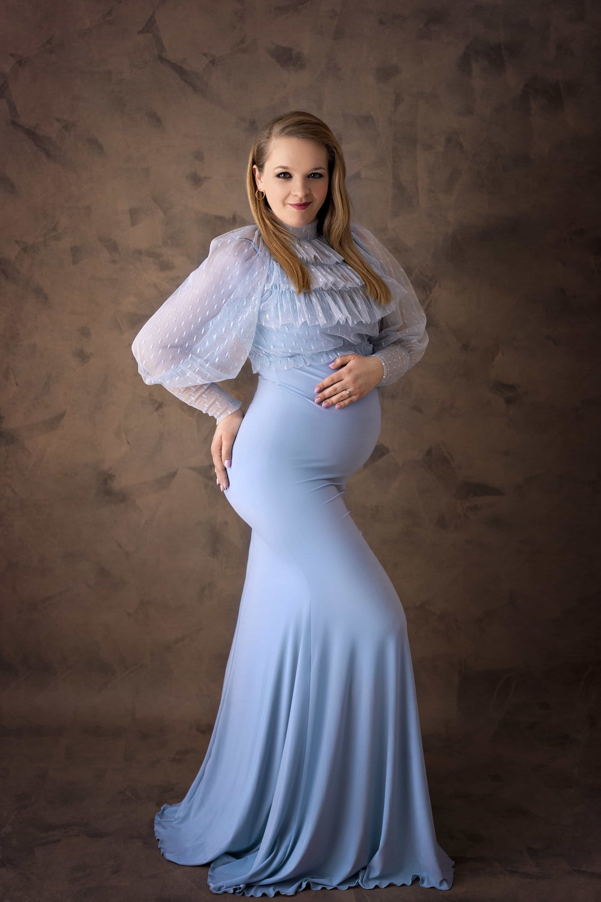 Studio maternity photography outfit with romantic dotted tulle top